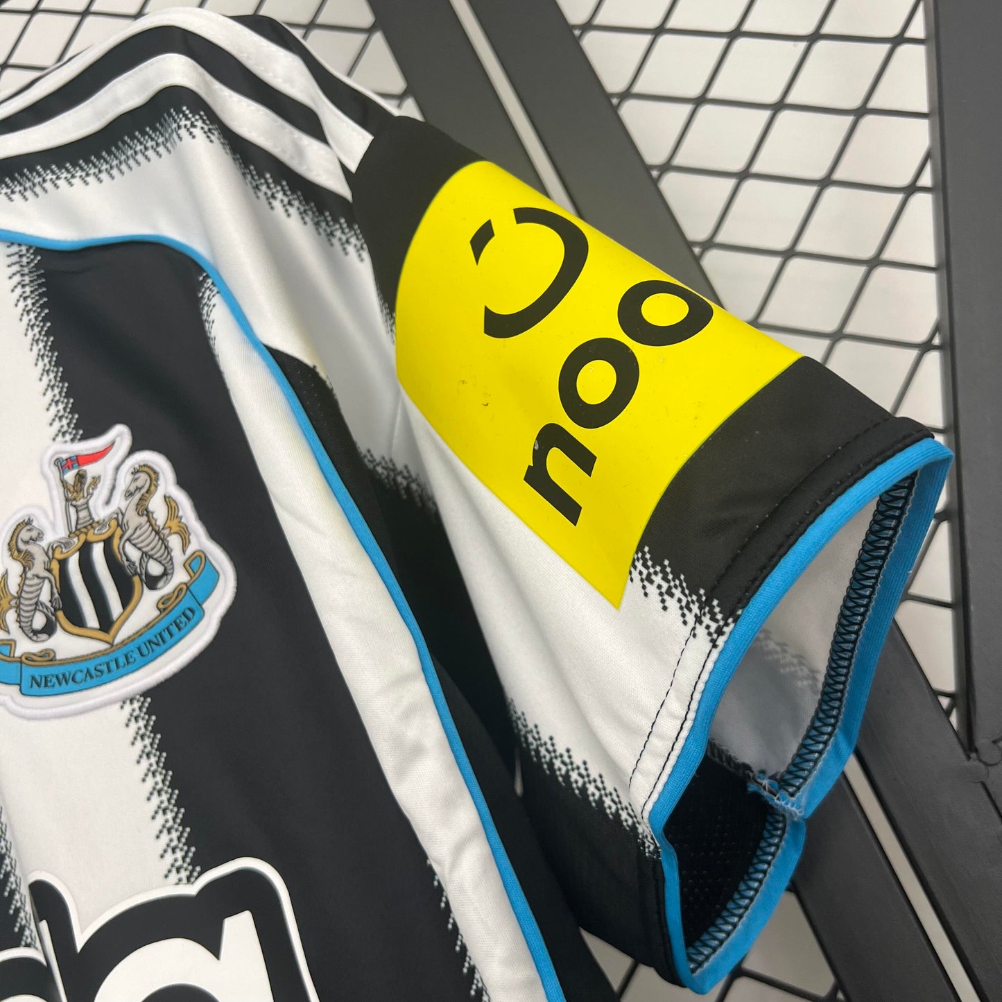 Maillot Newcastle Domicile 2025/26 – Version Joueur (S-XL)