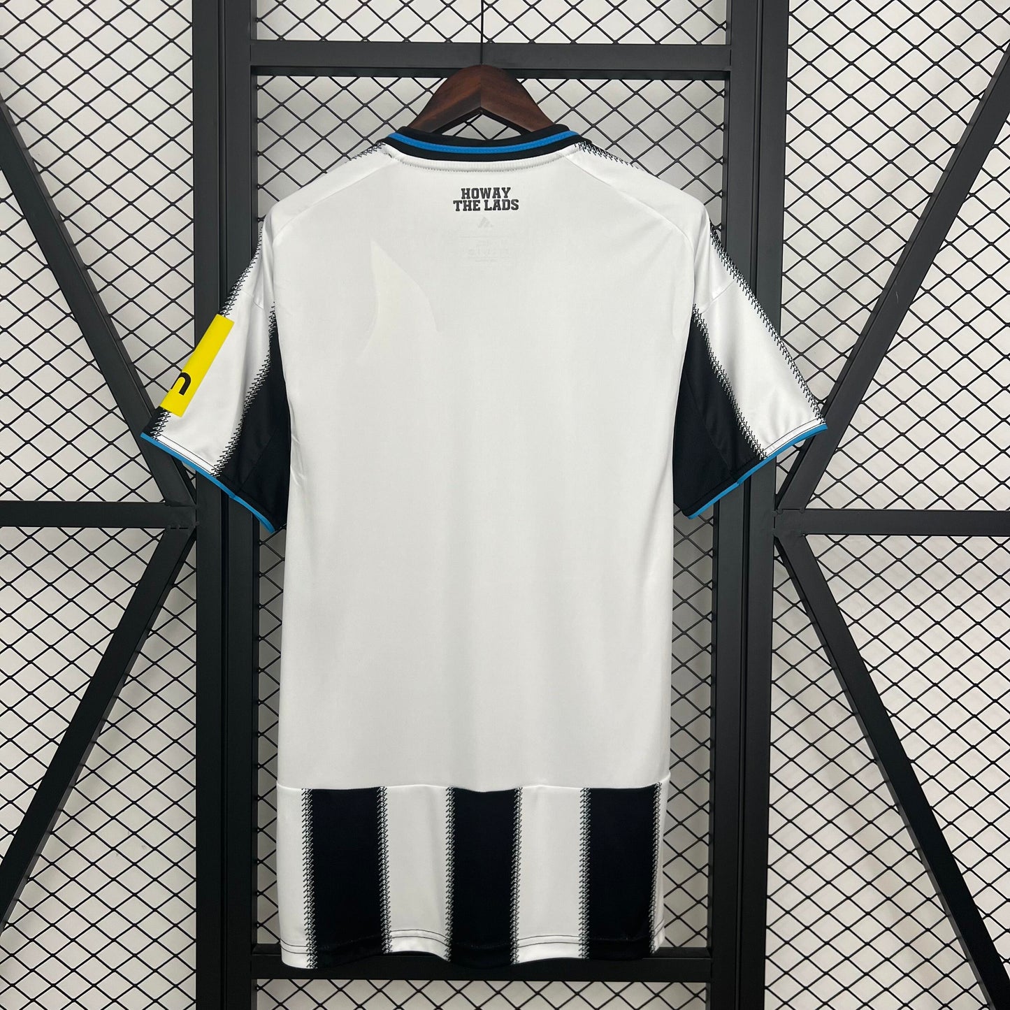 Maillot Newcastle Domicile 2025/26 – Version Joueur (S-XL)