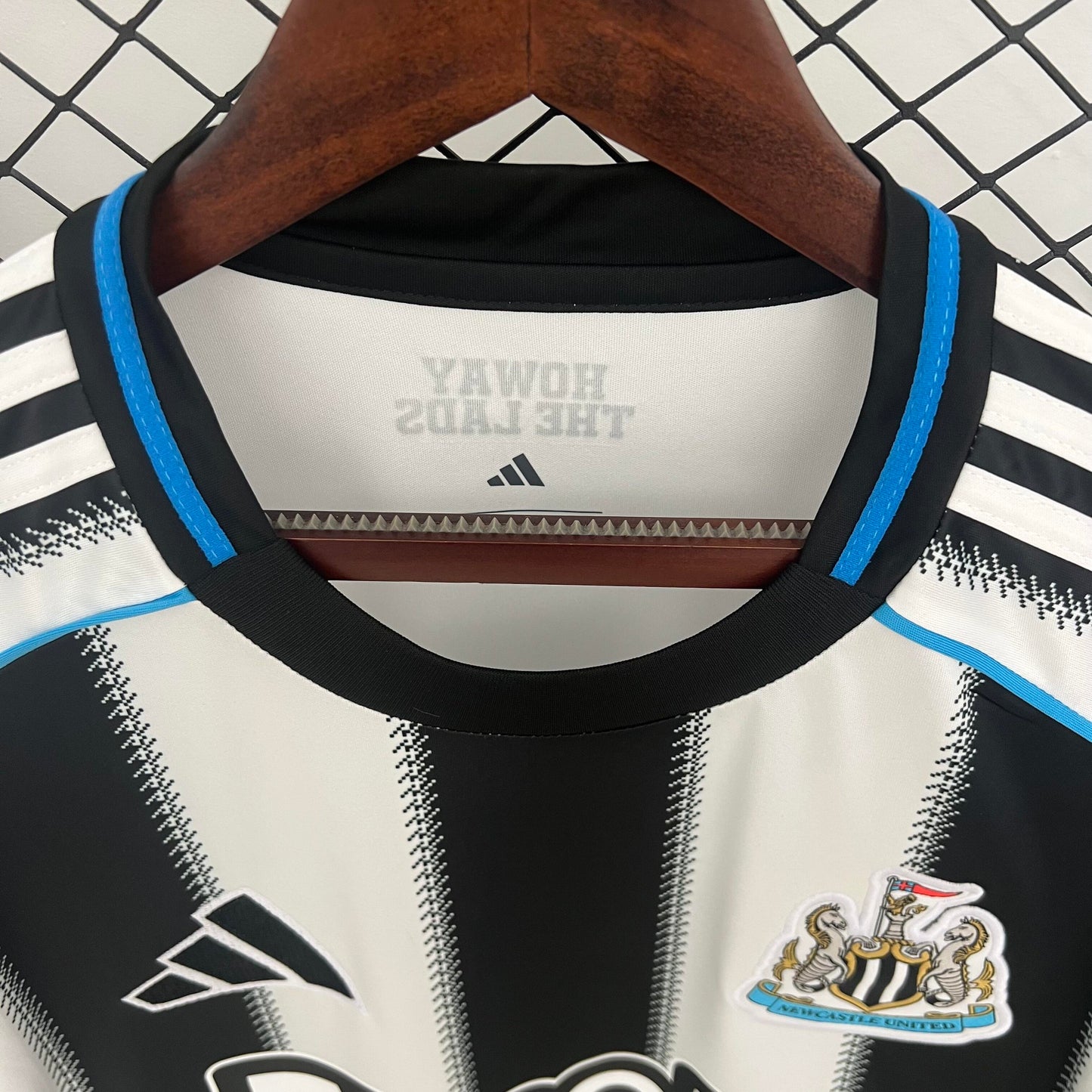 Maillot Newcastle Domicile 2025/26 – Version Joueur (S-XL)