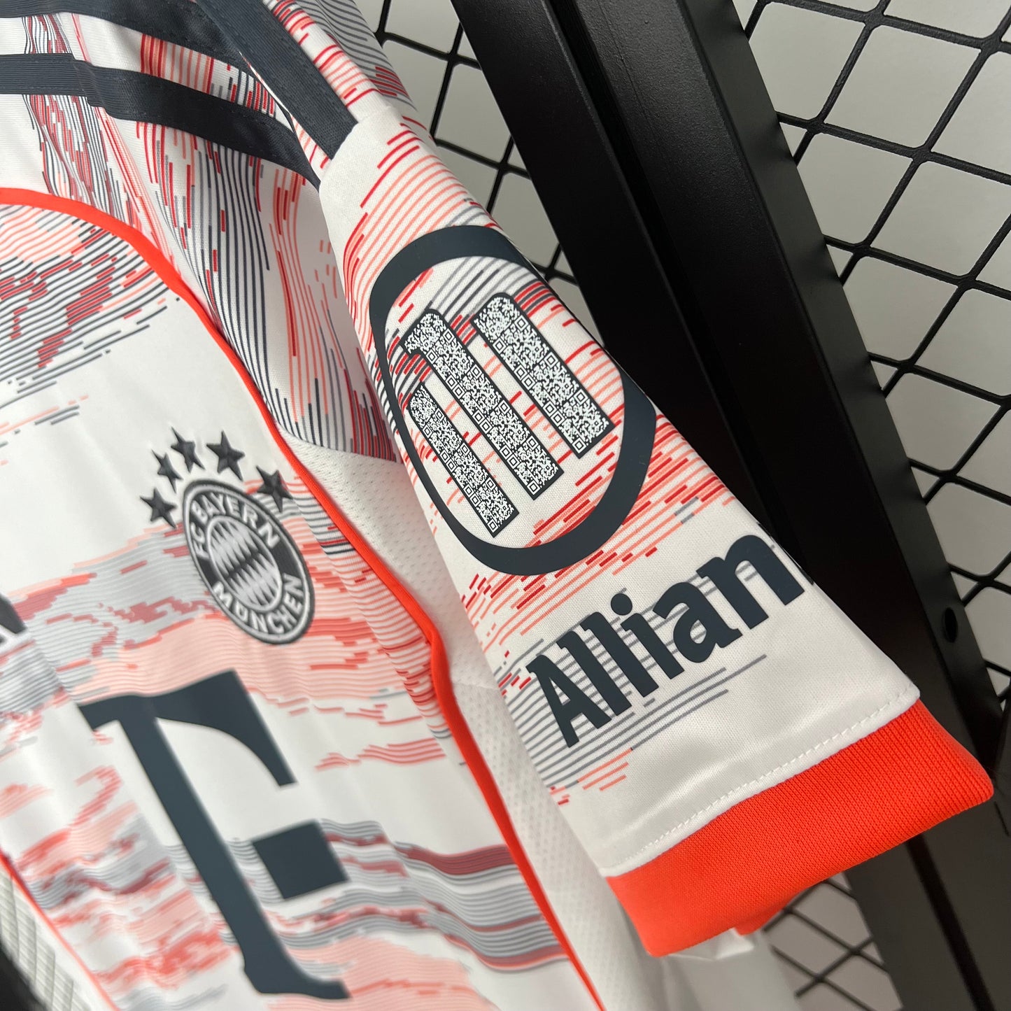 Bayern Munich Maillot Extérieur 25/26 – S à XL